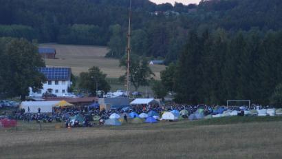 Bild: bej
Bayernweit und auch aus den angrenzenden Österreich und Tschechien waren die Biker angereist.