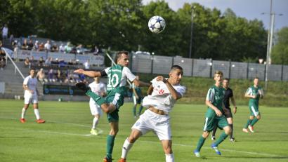 Bild: zg
Die DJK Gebenbach besiegt den FSV Erlangen-Bruck mit 2:0.