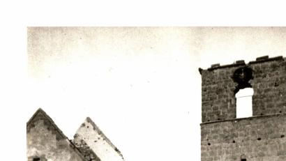 Bild: mor
Die Kirche am Pappenberg stand im Jahr 1952 ohne Turmhelm.