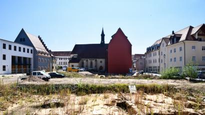 Bild: Petra Hartl
Stillstand auf dem Bürgerspitalgelände in Amberg. Bevor die Bauarbeiter anrücken wird erstmal an den Schreibtischen geschwitzt.