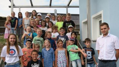 Bild: exb
Am Wasserwachthaus erhalten die Kinder ihre Abzeichen.