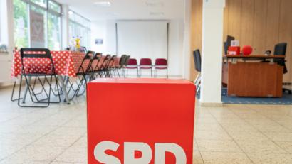 Bild: Uwe Anspach/dpa
Die SPD setzt ein Zeichen.