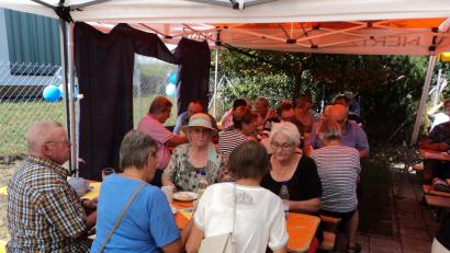 Bild: ksi
Gut besucht war das Sommerfest behinderter und nichtbehinderter Menschen, das der VdK Schwarzenfeld ausgerichtet hat.