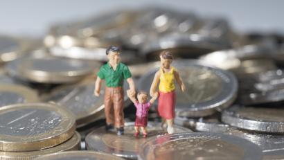 Bild: Marc Müller/dpa
Der Streit ums Familiengeld beschäftigt Bund und Land und auch die Jobcenter in der Oberpfalz.