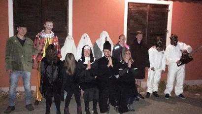 Bild: ld
18 Kinder beteiligten sich an der Gruselwanderung, die die Theatergruppe organisiert hatte.