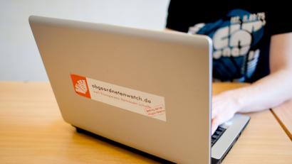 Bild: Daniel Bockwoldt/dpa
Die Dialogplattform www.abgeordnetenwatch.de startet offiziell ihr Wahlportal.