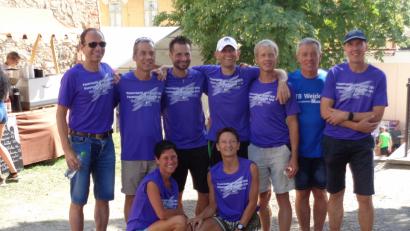 Bild: exb
Läufer aus Weiden und der Region absolvierten den Paneuropa-Halbmarathon mit Start in Stadlern.