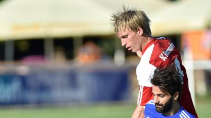 Bild: A. Schwarzmeier
Zwischen dem SC Ettmannsdorf (hinten Florian Tausendpfund) und dem SV Etzenricht (vorne Ibrahim Devrilen) sind es stets umkämpfte Partien. Auch am Sonntag steht einiges auf dem Spiel.