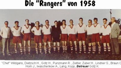 Bild: ms
Die „Rangers“ von 1958: (von links) Chef Ludwig Wildgans, Hans Dietzsch, Herbert. Hubert Götz, Rudolf Punzmann, Jakob Zeitler, Heinz Zuber, Simon Lindner, Oskar Braun, Josef Horn, Adolf Iwaschenkow, Willi Lang, Waldemar Kopp und Betreuer Konrad Götz.