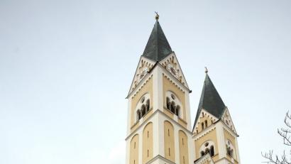 Bild: Wolfgang Steinbacher
An der Außenmauer der Josefskirche prangt ein eher unchristliches Motiv.
