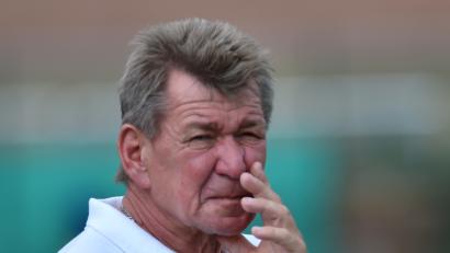 Bild: Alfred Schwarzmeier
Pressaths Trainer Hans Mößbauer setzt auf Sieg in Kastl.