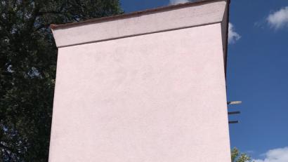 Bild: sne
Das alte Transformatorenhaus in Hütten wird abgerissen.