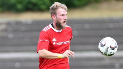 Bild: A. Schwarzmeier
Nichola Neidhardt (Bild) sorgte in der 83. Minute für den ersten Vohenstraußer Treffer, womit der Kreisliga-Tabellenführer in Dießfurt eine furiose Schlussphase einläutete. Die SpVgg drehte einen 0:2-Rückstand noch in einen 3:2-Sieg.