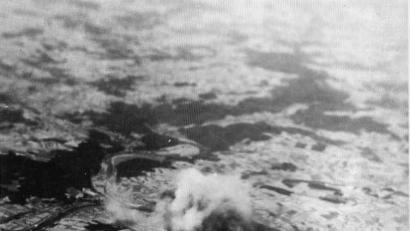 Bild: NARA
Ein Luftangriff auf Regensburg, fotografiert aus einem Flugzeug der Alliierten.