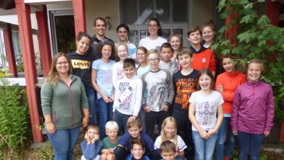 Bild: is
Die Teilnehmer am Detektivwochenende der MC Weiden im Ettenreich-Haus in Altendorf.