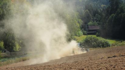 Bild: Schönberger
Die Felder werfen kaum etwas ab. Das Tierfutter fehlt. Das macht den Viehzüchtern der Region große Sorgen.