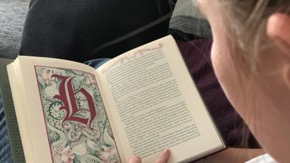 Bild: mip
Manchmal ist es wichtig, sich zu einer Auszeit zu zwingen - und ein Buch zu lesen.