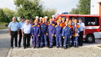 Bild: Kreuzer, Tom
Der Feuerwehrnachwuchs aus Wurz und Floß absolvierte die Jugendspange.