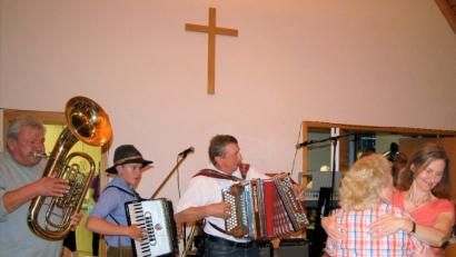 Bild: rgr
Musik machen, Singen und Tanzen. Das alles ist im evangelischen Gemeindehaus Grafenwöhr möglich bei "Aafgspuit im Gemeindehaus".