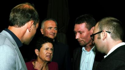 Bild: gf
Meinungsaustausch mit der Ehrenamtsbeauftragten (von links): Leo Lieret, Gudrun Brendel-Fischer, Harald Schwartz, Christian Schafbauer und Max Grosser.