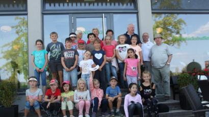 Bild: exb
Das AWO-Team lud die Kinder zur Aktion "Spiel und Spaß im Fischhofpark".