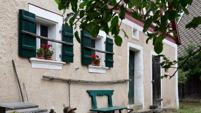 Bild: Petra Hartl
Die perfekte Idylle ist der Goglhof in Eberhardsbühl. Ob die Ziege am Sonntag auch vorbeischaut?