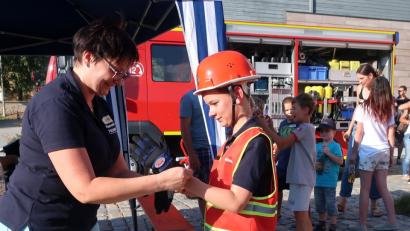 Bild: Hirsch
Die Fronberger Feuerwehr hat eine Kinderfeuerwehr gegründet und stellte die Gruppe beim Herbstfest am 16. September vor.