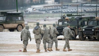Bild: Armin Weigel/Archiv
US-Soldaten auf dem Truppenübungsplatz in Hohenfels.