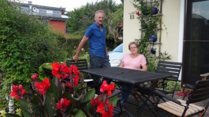 Bild: hka
Helga und Arthur Wiesmet mögen beides: im Garten arbeiten und den Garten genießen.