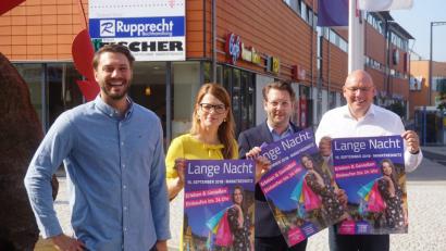 Bild: fppp
Dominik Hartmann, Monika Prösl, Tobias Kastner und Oliver Weigel (von links) bereiten federführend die "Lange Nacht" vor.