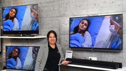 Bild: Petra Hartl
Yvonne Pieper weiß Bescheid, wenn es um digitales Fernsehen geht.