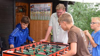 Bild: sön
Immer wieder ein Hit: das Kickern beim Spielenachmittag des Opel-Clubs.