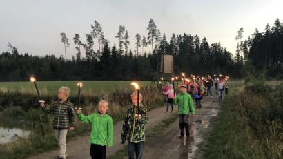 Bild: exb
Die Nachtwanderung machte den furchtlosen Kindern eine Menge Spaß.