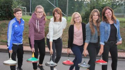 Bild: Konrad Rosner
Training mit Schwung (von links): Susanne Seidel, Stefanie Ernstberger, Julia Meyer, Lena Schnurrer, Jessica Hötzel und Judith Müller.