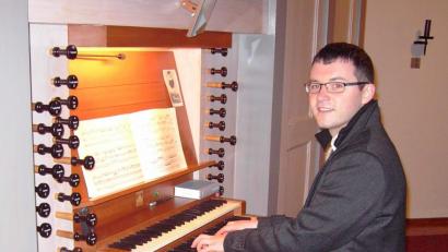 Bild: u
Ludwig Schmitt gibt an diesem Sonntag ein Orgelkonzert in der Ammersrichter Pfarrkirche St. Konrad.