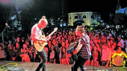 Bild: twi
Die drei studierten Musiker beherrschen ihre Instrumente