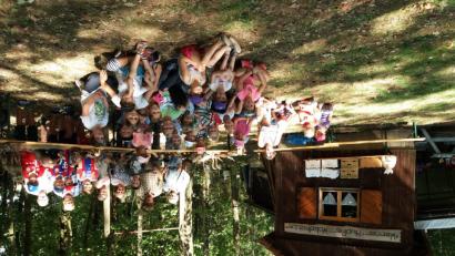 Bild: exb
Die Gitarrengruppe beteiligte sich mit einem Tag im Wald am Poppenrichter Ferienprogramm.