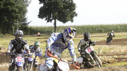 Bild: R. Kreuzer
Motocrossbegeisterte werden wieder ihre Freude haben, wenn Quads und Enduromaschinen auf die Buckelpisten geschickt werden.