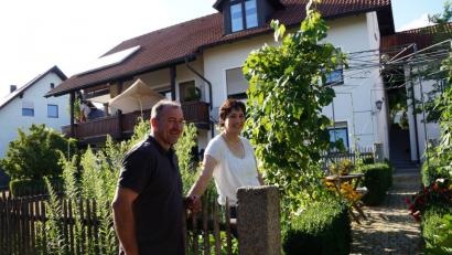 Bild: weu
Die große Leidenschaft von Margit und Gerhard Maier ist ihr Garten. Neben Blumen und Zierpflanzen dienen zwei Bauerngärten zur Selbstversorgung.