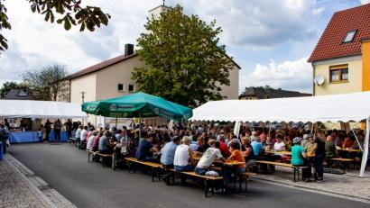 Bild: whw
Wieder ein voller Erfolg: Das Backofenfest der Freien Wähler.