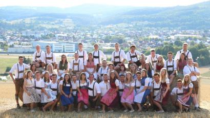 Bild: hm
Die Kirwapaare freuen sich auf ein schönes Kirwawochenende mit vielen Gästen. Drei Tage lang wird gefeiert.