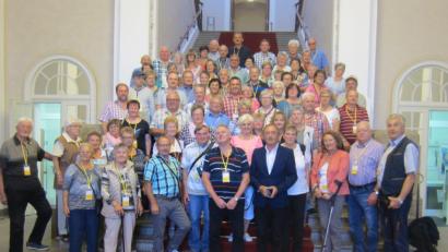 Bild: exb
Die Wanderfreunde waren die letzte Besuchergruppe, die SPD-Landtagsabgeordneter Franz Schindler in den Bayerischen Landtag einlud.