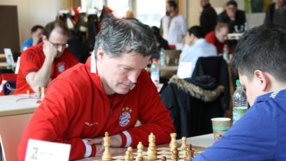 Bild: exb
Großmeister Michael Bezold aus Bamberg spielte lange Zeit in der deutschen Schach-Bundesliga. 1991 war er gesamtdeutscher Jugendmeister, 1996 europäischer Hochschulmeister.