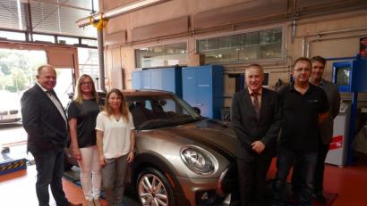 Bild: wrm
Alexander Graser (von links), Sigrid Groß, Eva Rößner, Anton Herner, Peter Köstler, Silvio Stärker
