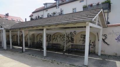 Bild: exb
Auch im Maltesergarten haben die drei jungen Amberger Wände beschmiert.