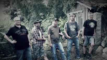 Bild: prh
Rising Storm im Jahr 2018: Etwas reifer geworden, aber immer noch voller Tatendrang. Von links Karsten Fischer, Buutz Richtmann, Erich Forster, Stefan Puhane und Mirtl Beutler.