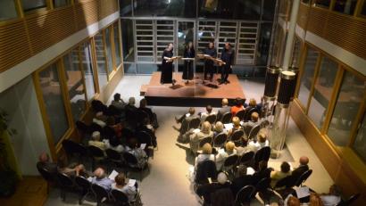 Bild: Kunz
Das "Athos-Quartett" sang bei den Weidener Max-Reger-Tagen im Gebäude des Bayernwerks.