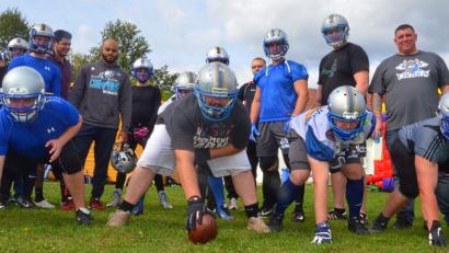 Bild: Kunz
Schnuppertag bei den Football Vikings: So sehen American-Football-Spieler aus.