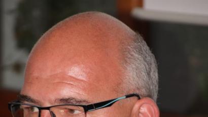 Bild: kro
Die weiteren Verzögerungen beim Breitbandausbau will nun Bürgermeister Klaus Meyer nicht mehr viel länger hinnehmen und notfalls sogar Klage einreichen.