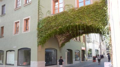 Bild: Schönberger
An der Schnittstelle Wörthstraße/Oberer Markt (im ehemaligen Schuh Daxl, dann Schuh Raab) wird die Targobank eine neue Filiale auf rund 275 Quadratmeter einrichten.